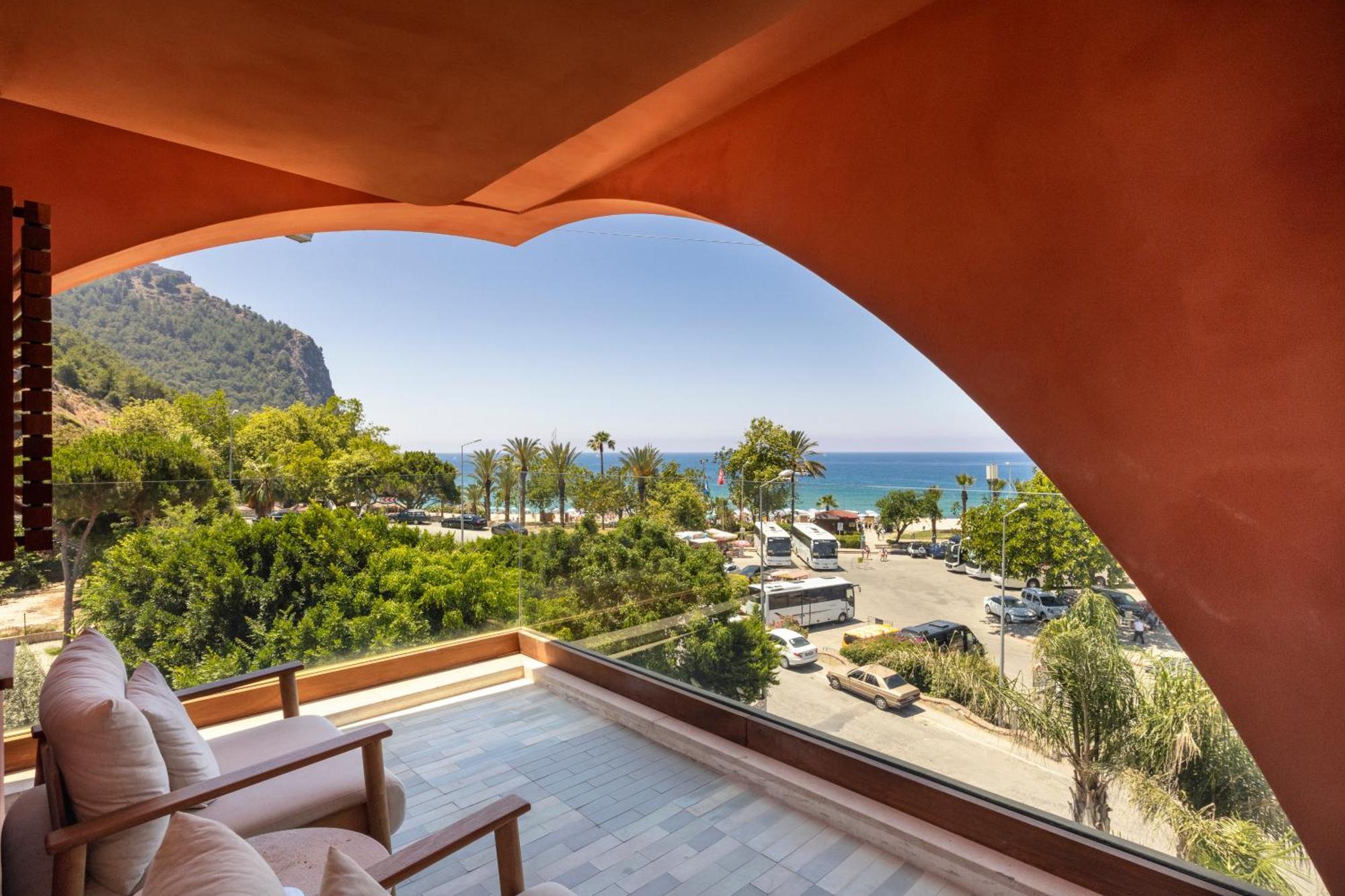 Deluxe Çift Kişilik Oda - Deniz Manzaralı